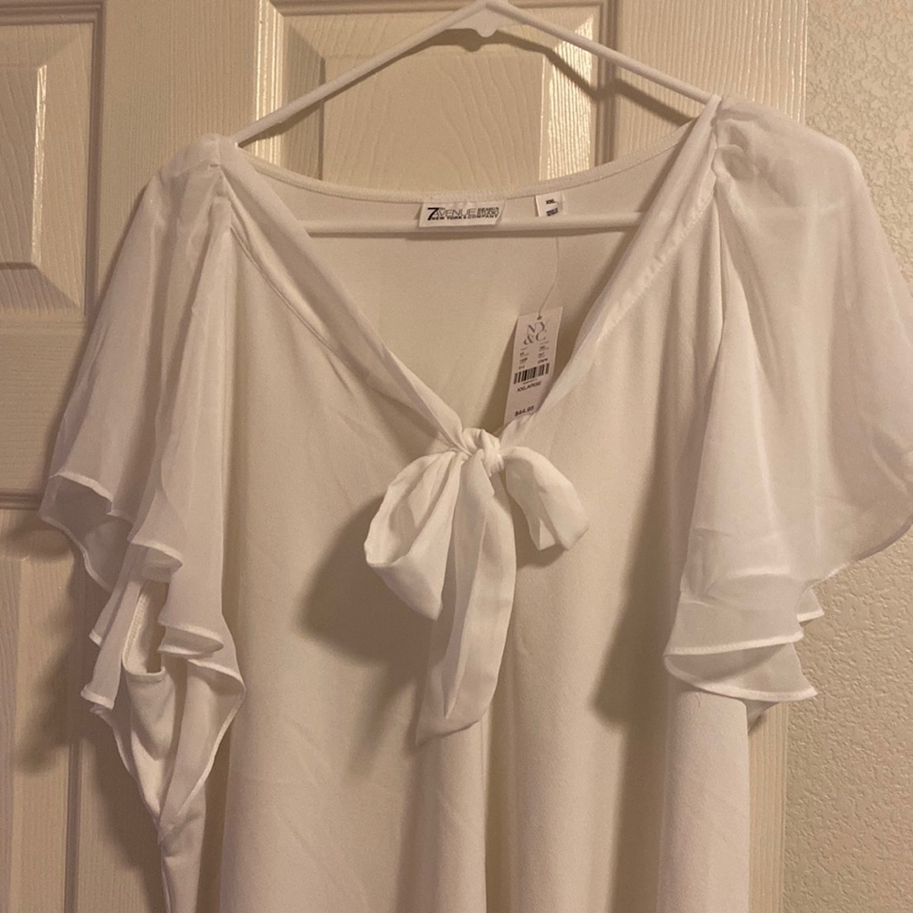 New York & Company white flutter sleeve blouse